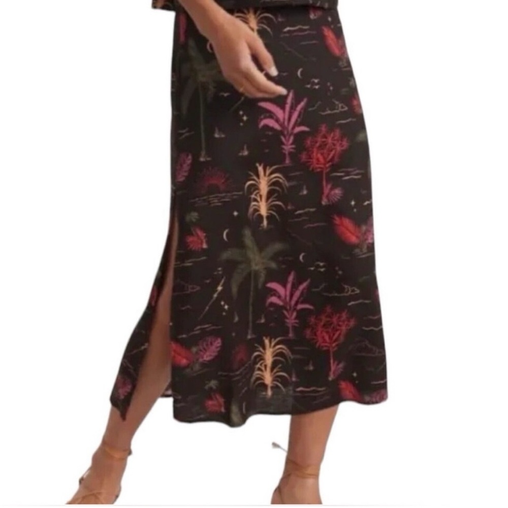 Marine Layer Black Tropical Print midi skirt